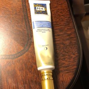 Retinol ROC sensitive night cream